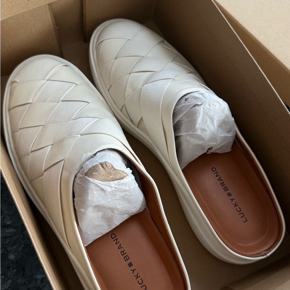 NWT Lucky Brand Leather Killian Pristine White Slip-On Woven Mules - Picture 7 of 8